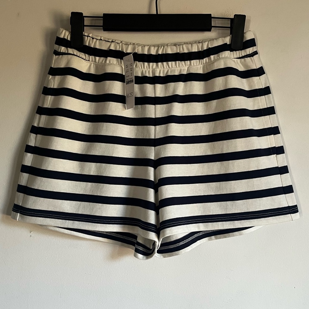 NWT J Crew Mariner Jersey Short Size XS Cream Navy Stripe Pockets $59.50 BZ415